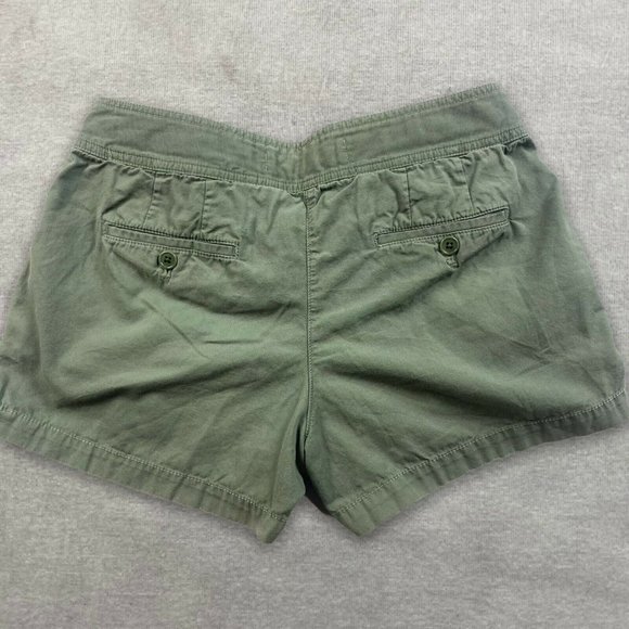 J. Crew Classic Chinos Pleated Shorts Size 6 Green - Picture 2 of 3